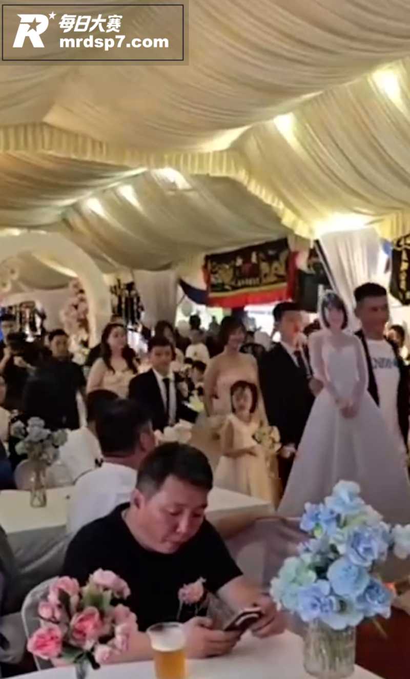冥婚现场直击！活人全相关图片6