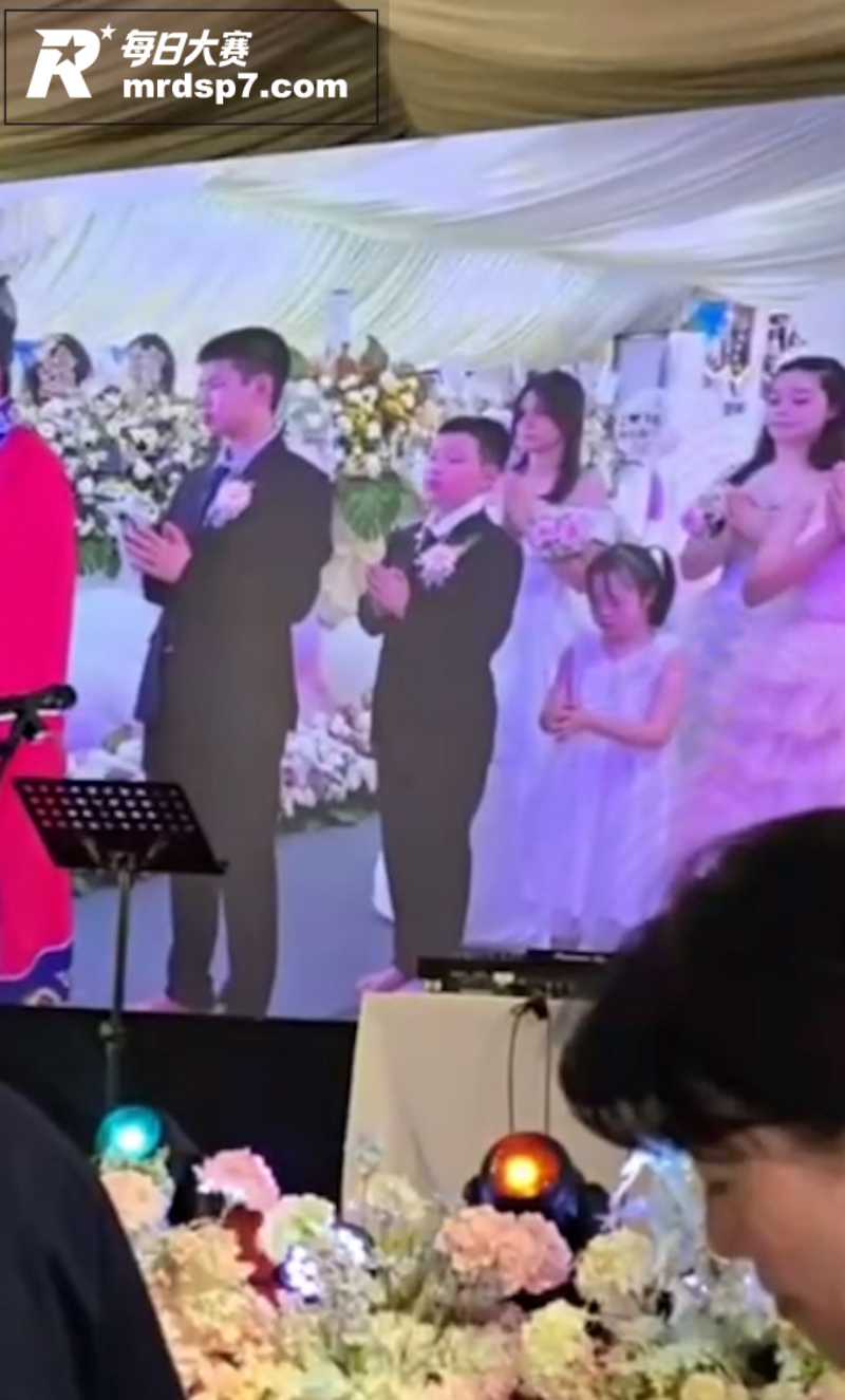 冥婚现场直击！活人全相关图片7