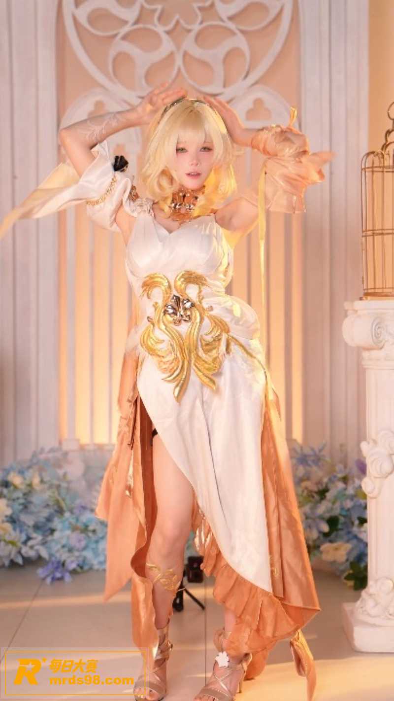 推特高颜值女神 咬一相关图片11