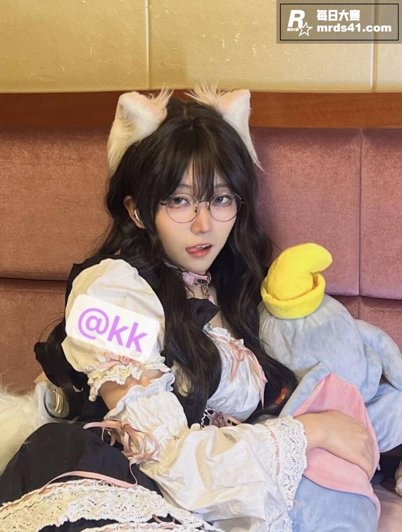 推特极品超美少女 虎相关图片1