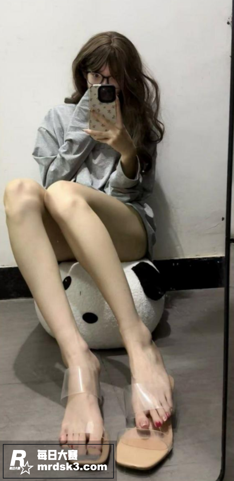 抖音高颜值精神小妹 相关图片3