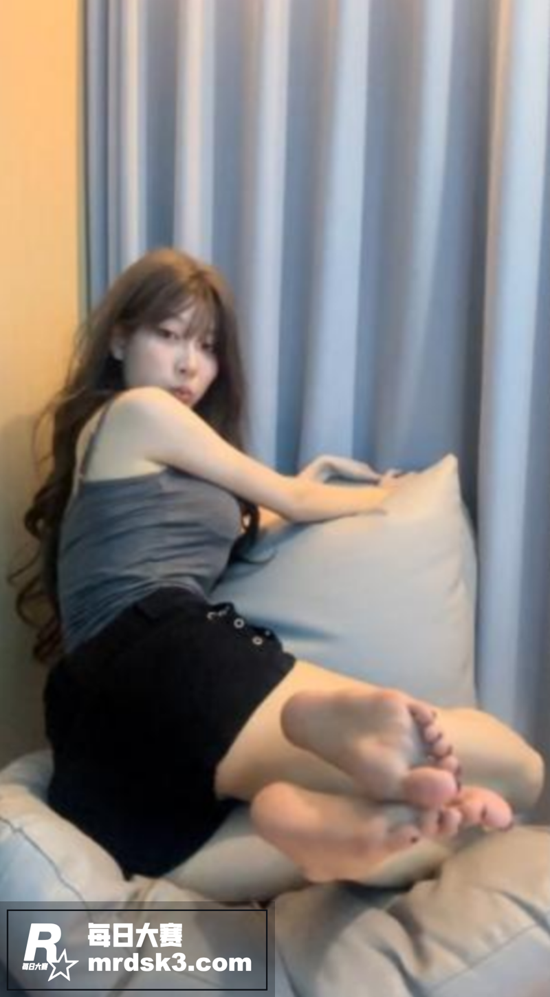 抖音高颜值精神小妹 相关图片4