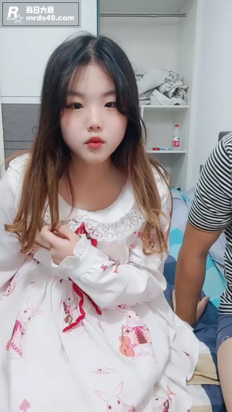 微胖天花板反差少女 相关图片1