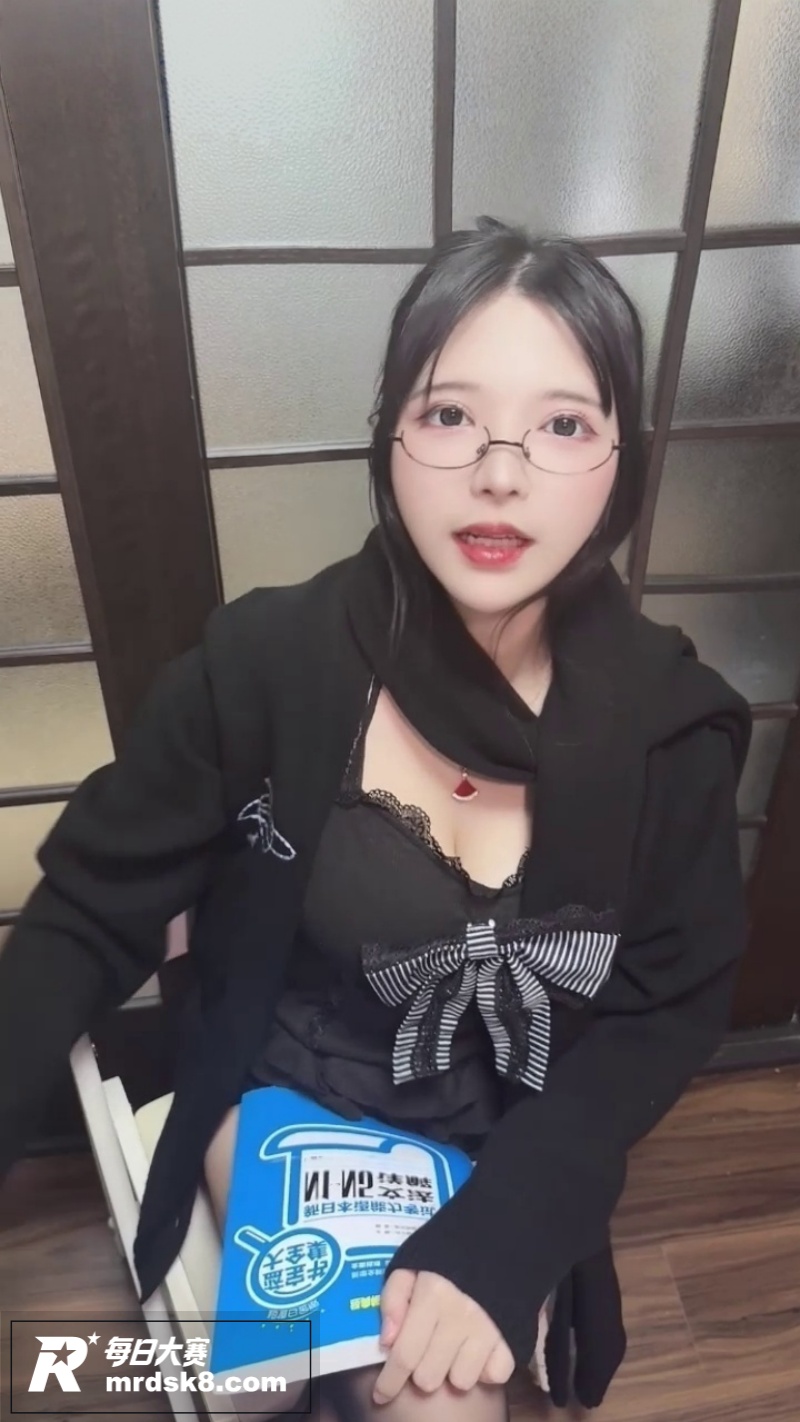 推特足控福利姬 03相关图片1