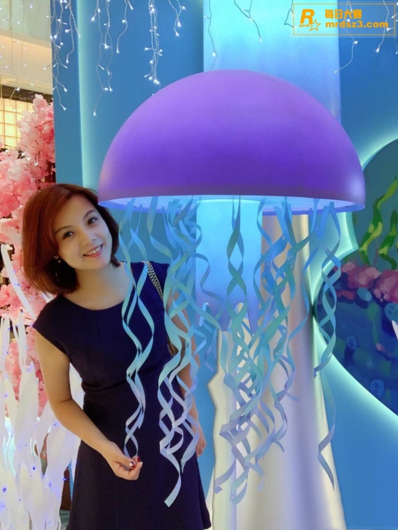 美艳人妻出轨偷情已婚相关图片3