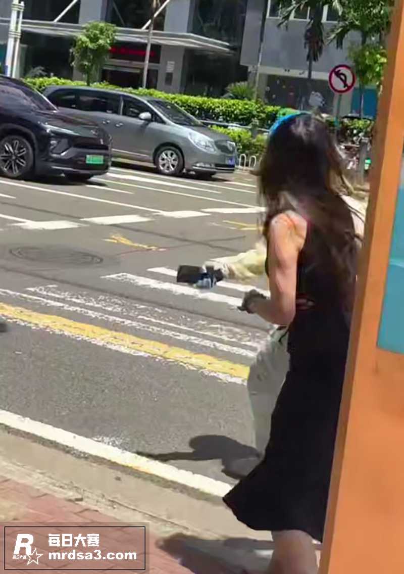 小米yu7豪横女车主相关图片3