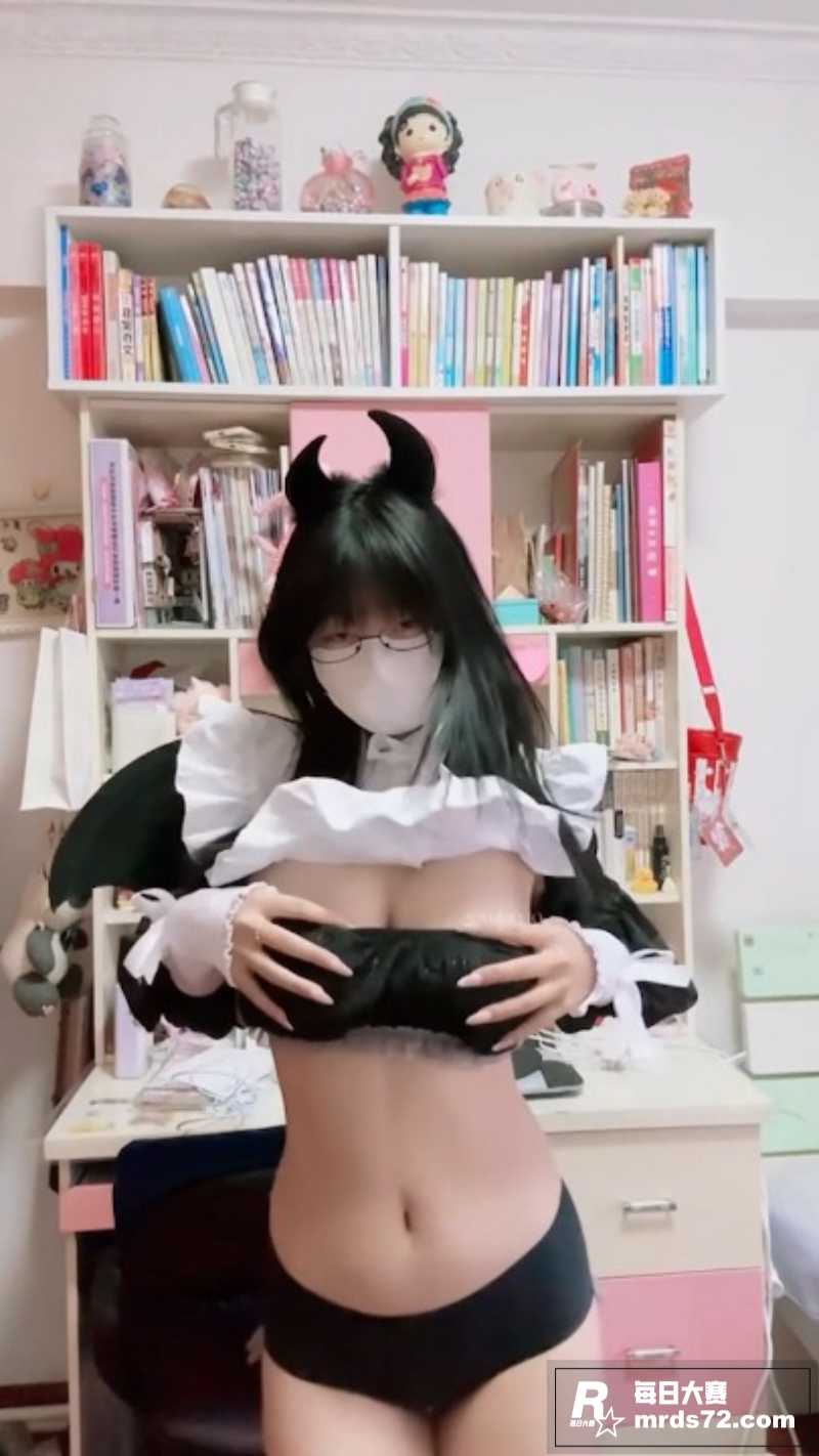 推特巨乳福利姬 一只相关图片6