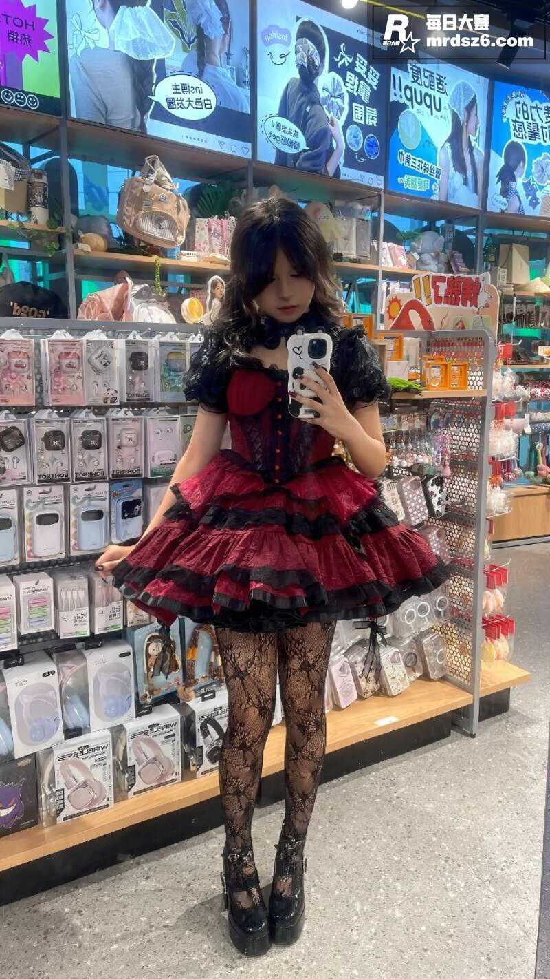 广州高颜值嫩妹 陈诗相关图片1