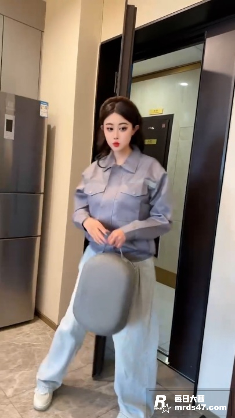 秀人网高颜值网红 奈相关图片1