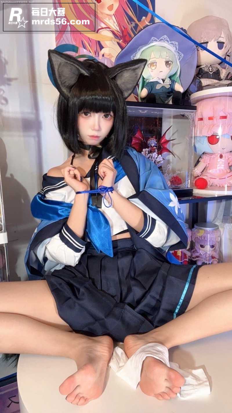 推特美腿萝莉福利姬 相关图片1