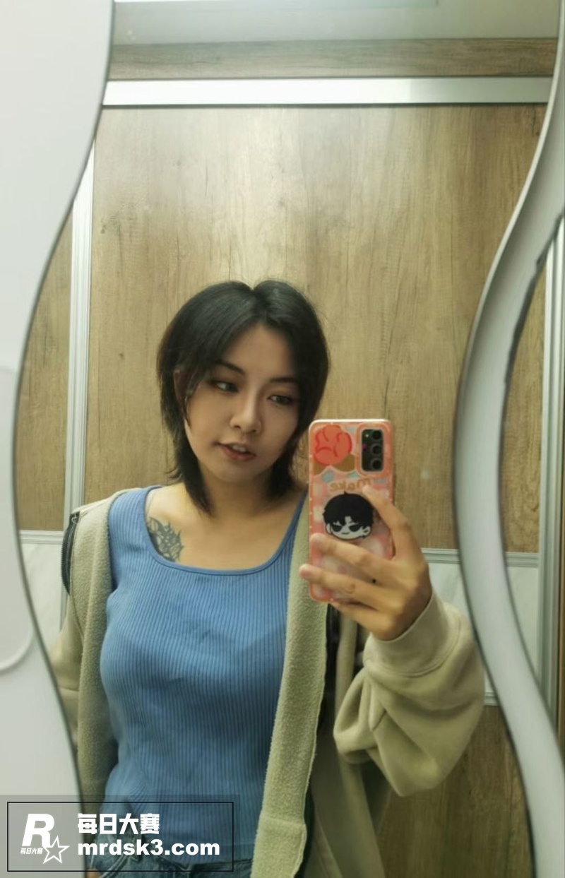 上海巨乳纹身荡妇 刘相关图片4