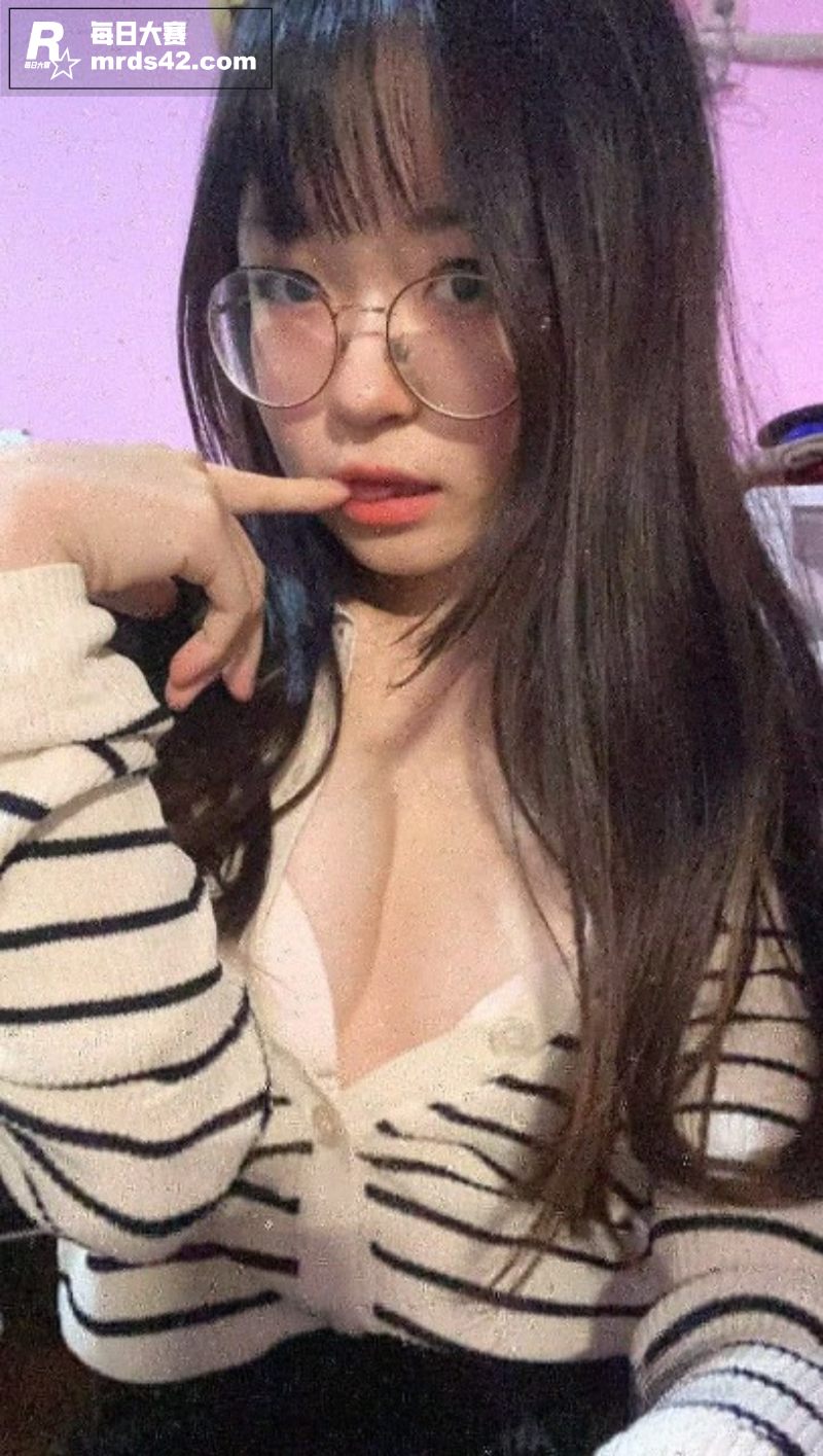 南京师范大学反差眼镜相关图片4
