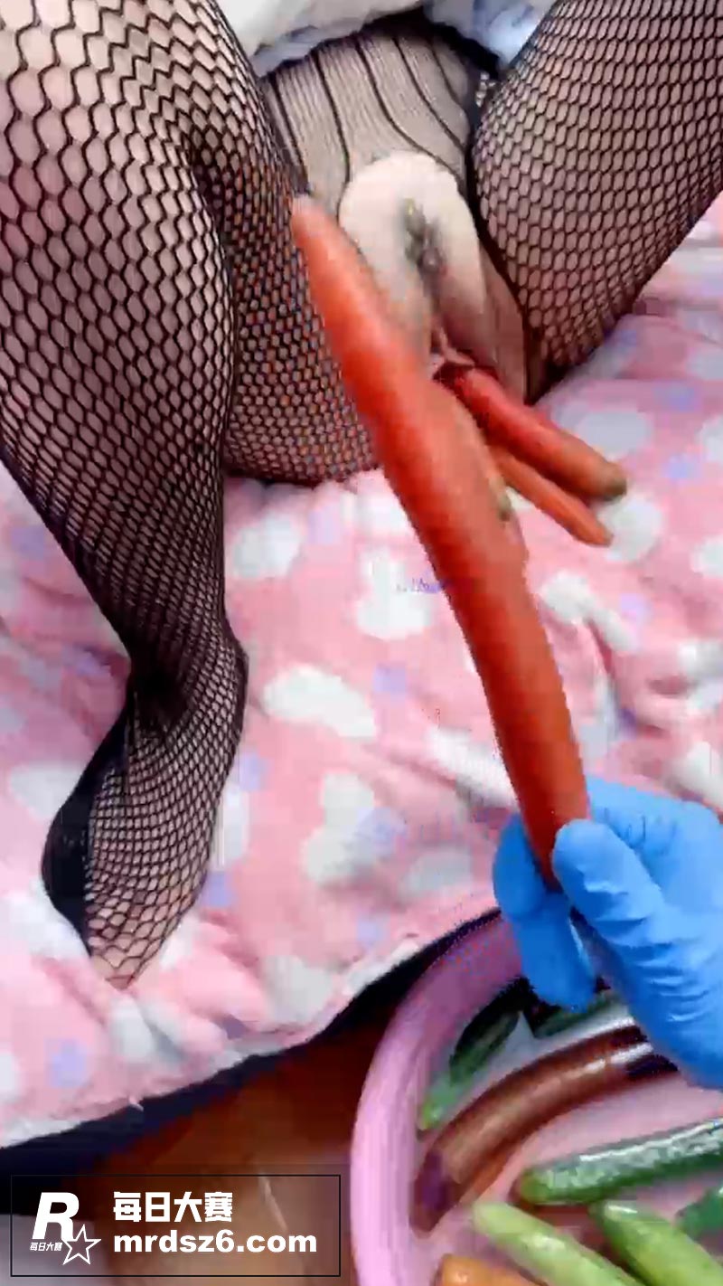 极品福利姬 肉臀淫妻相关图片3