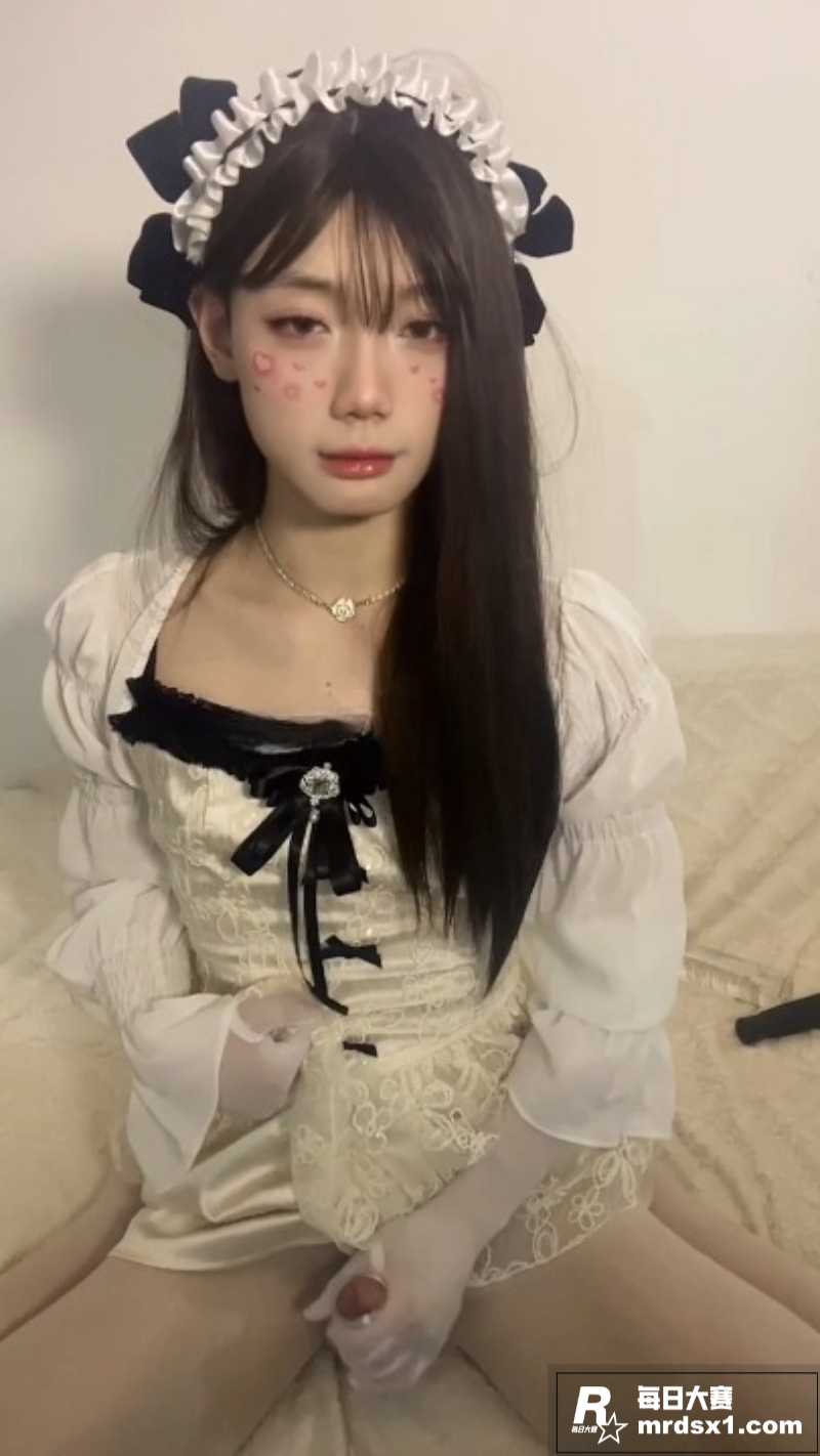 推特国产纯欲TS伪娘相关图片2