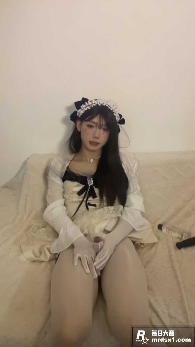 推特国产纯欲TS伪娘相关图片3