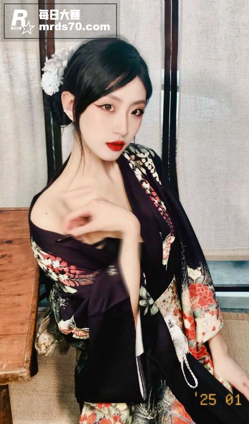 山东刚结婚的反差少妇相关图片4