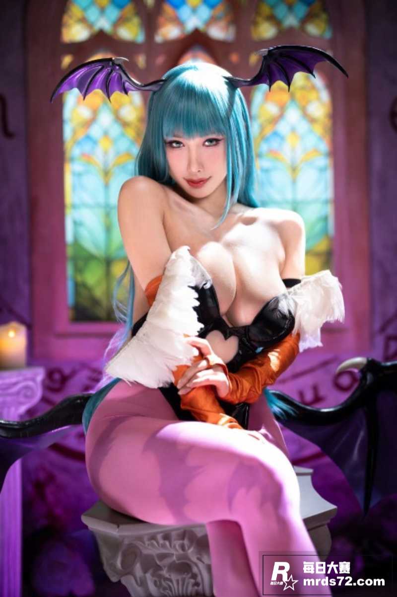 台湾巨乳尤物 雨波H相关图片4