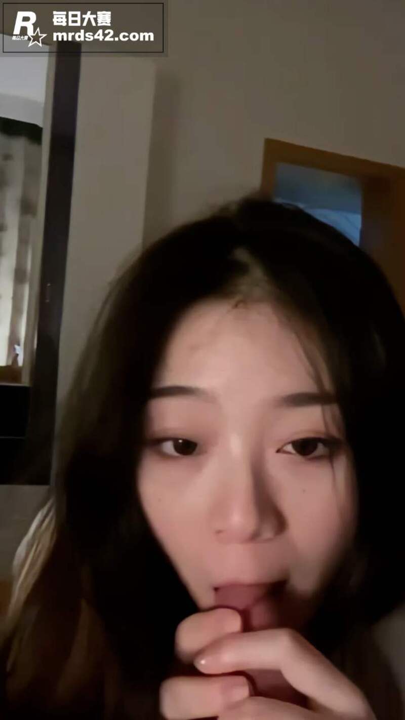 极品女大学生性爱视频相关图片7