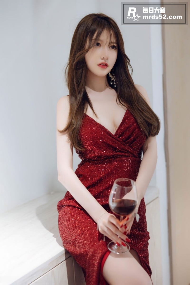 高颜值反差网红女神 相关图片2