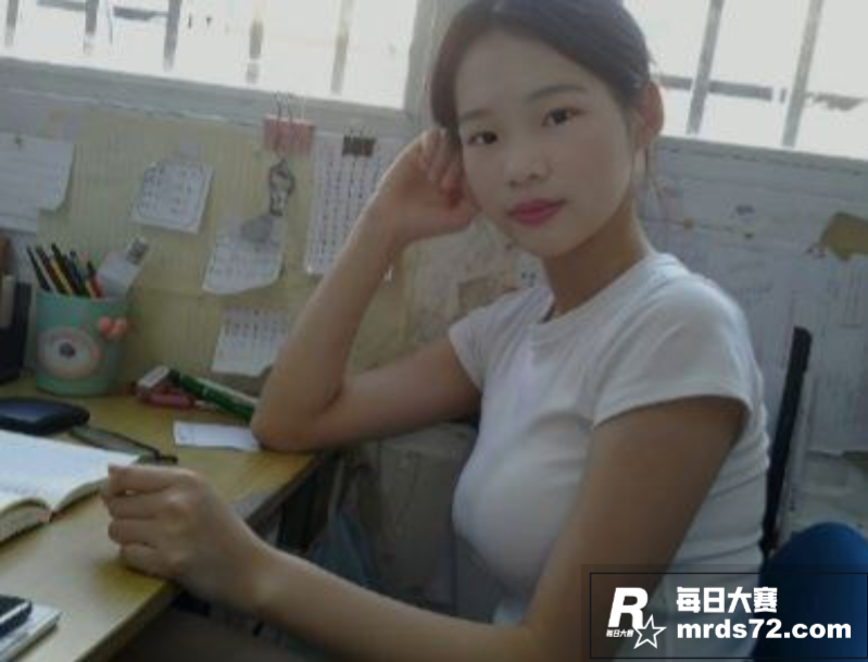 贵州青涩小萝莉 刘婷相关图片4