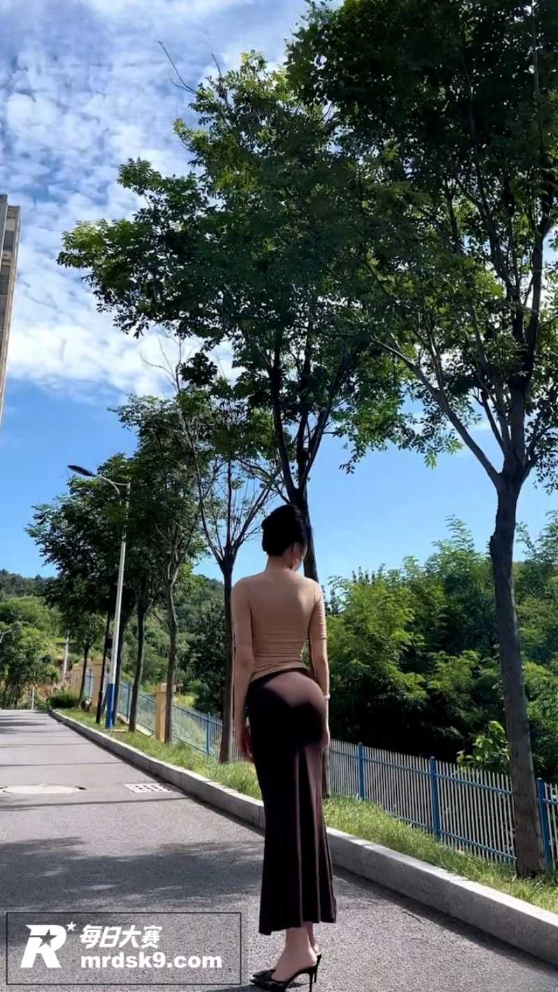 骚妈快乐屋混剪PMV相关图片2