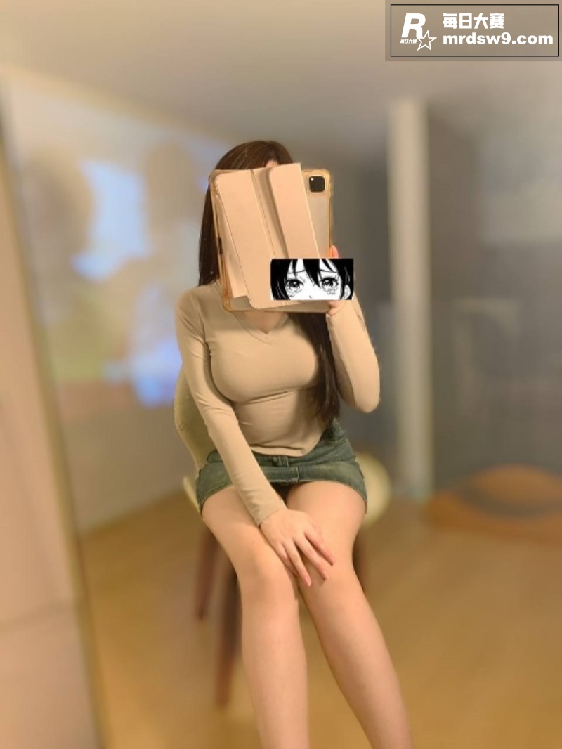 推特极品网黄嫩妹 奺相关图片2