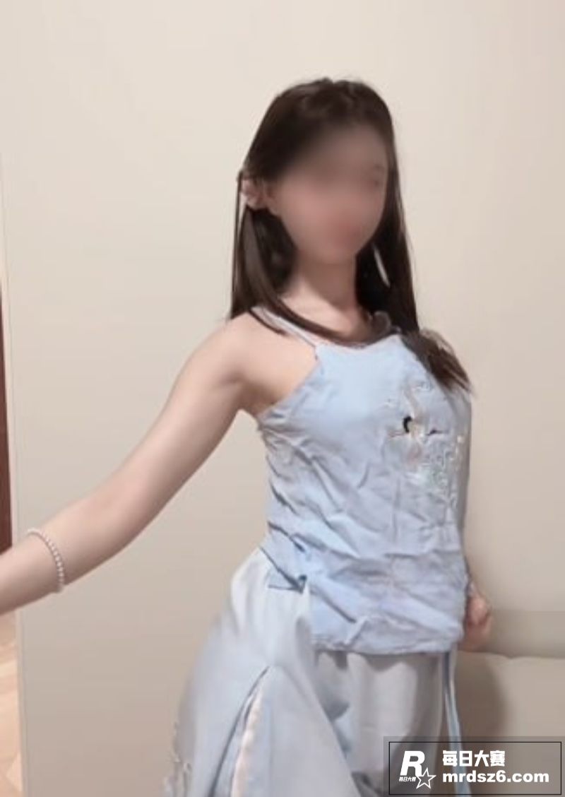 推特极品嫩妹 以安 相关图片2