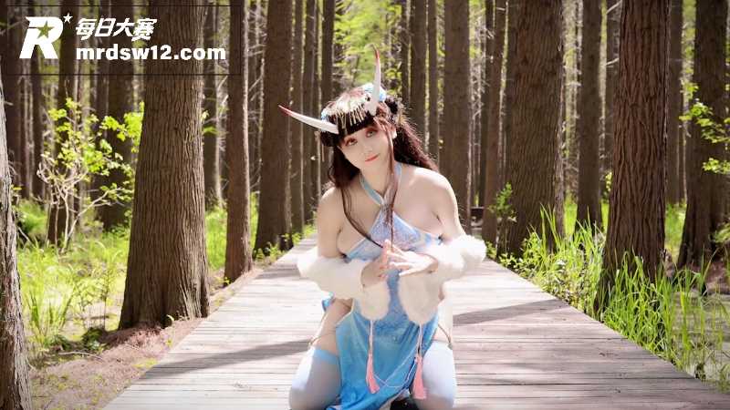 极品巨乳福利姬 阿雪相关图片7