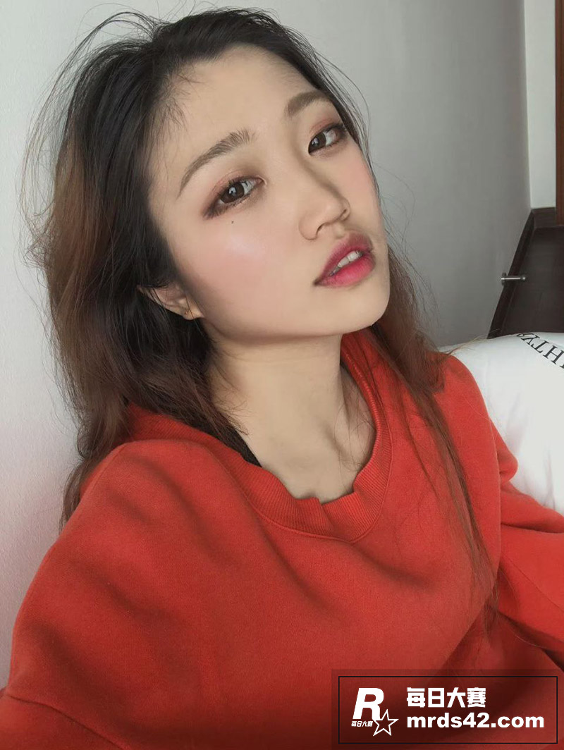 上海浦东巨乳嫩妹 张相关图片7