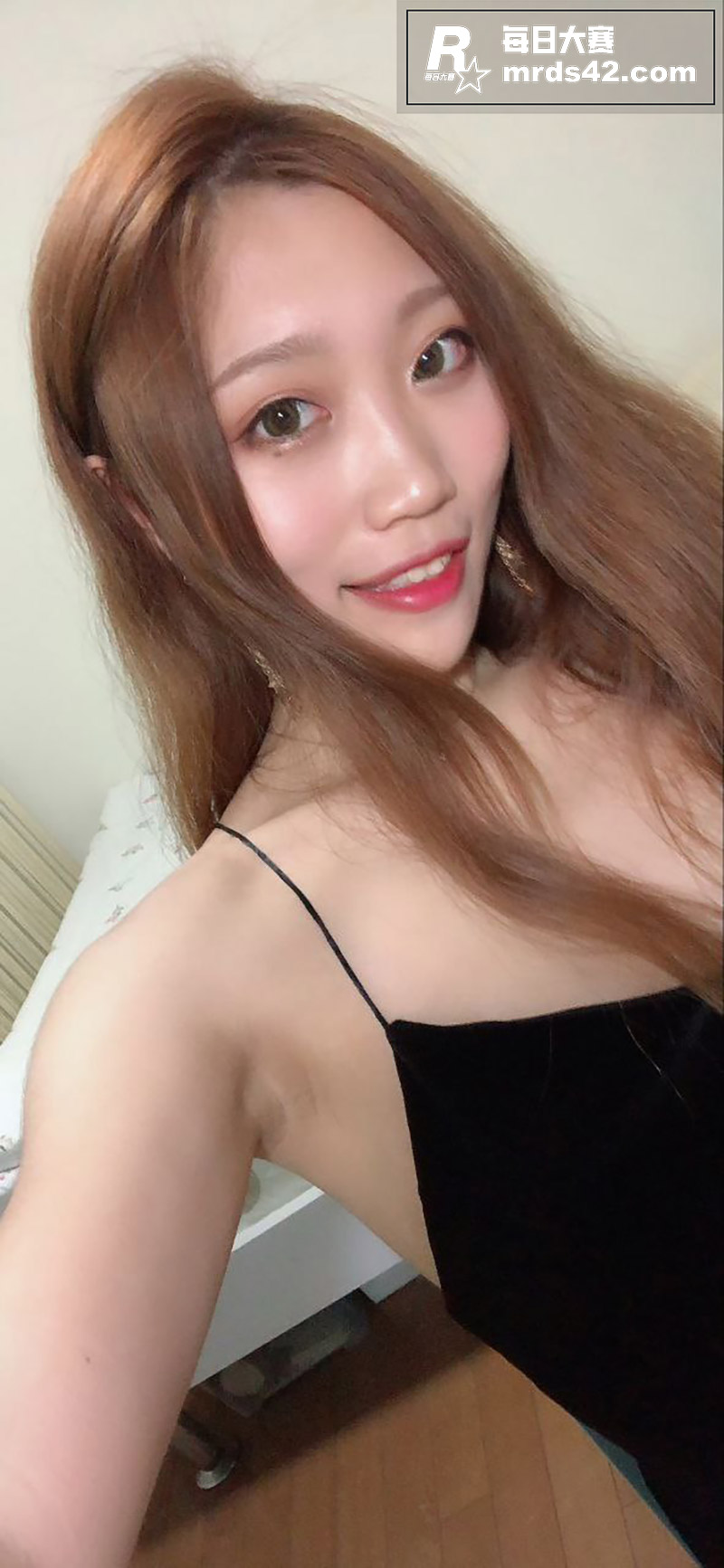 上海浦东巨乳嫩妹 张相关图片9