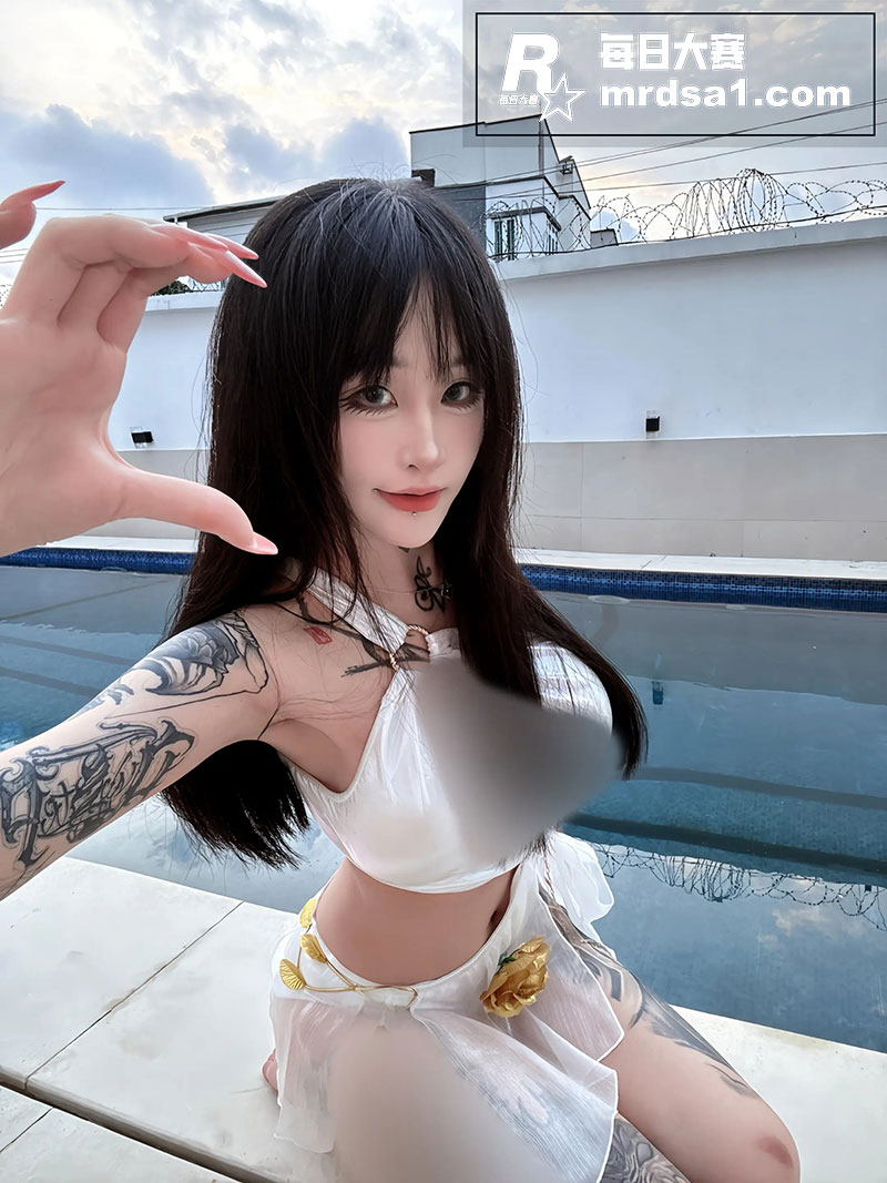 推特高颜值女神 九条相关图片3