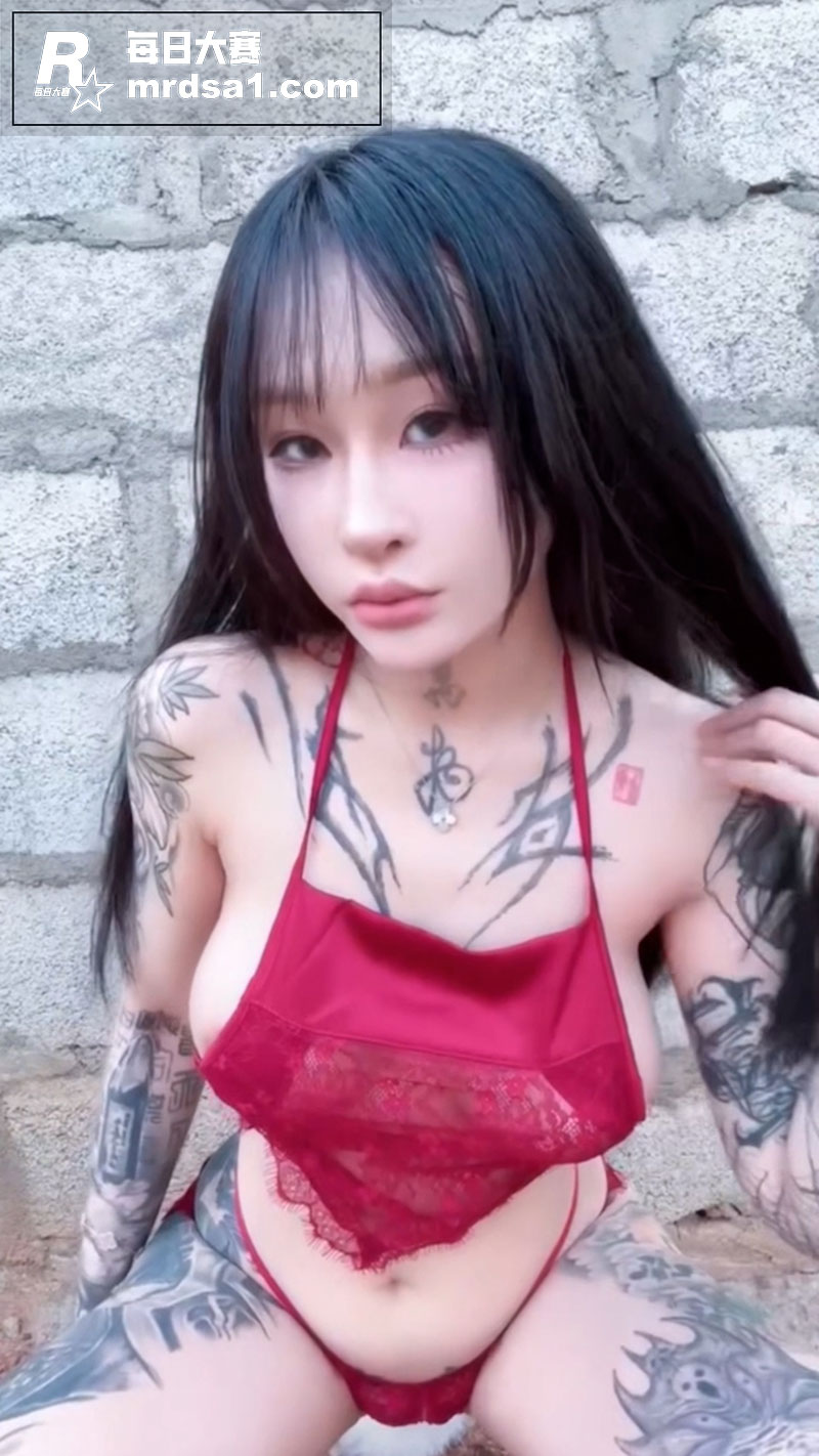 推特高颜值女神 九条相关图片7