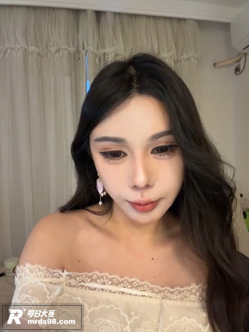 ST站高颜值女神 l相关图片2