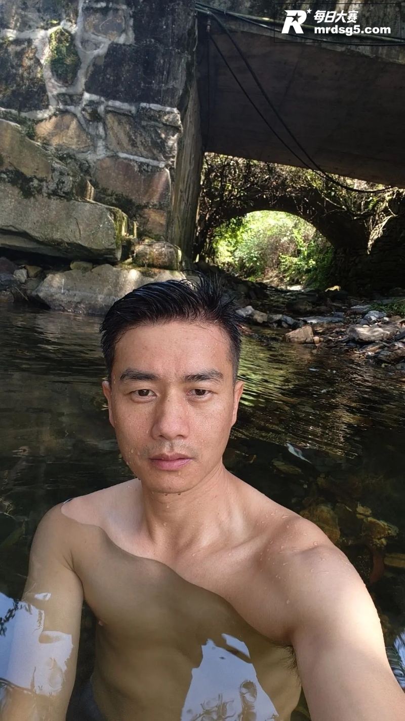 抖音已婚男网红 闻鸡相关图片2