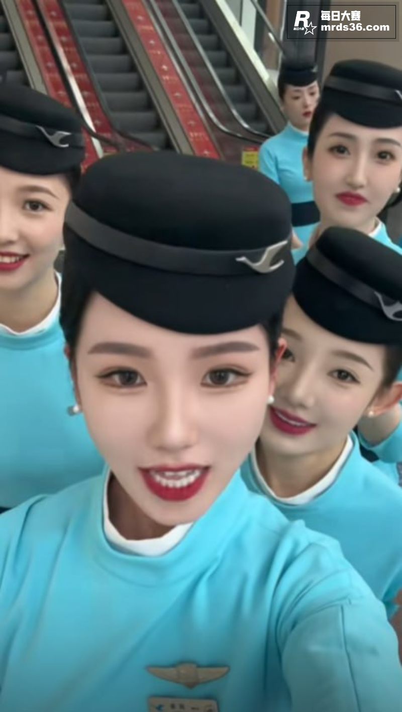 厦门航空空姐 艾淼 相关图片2