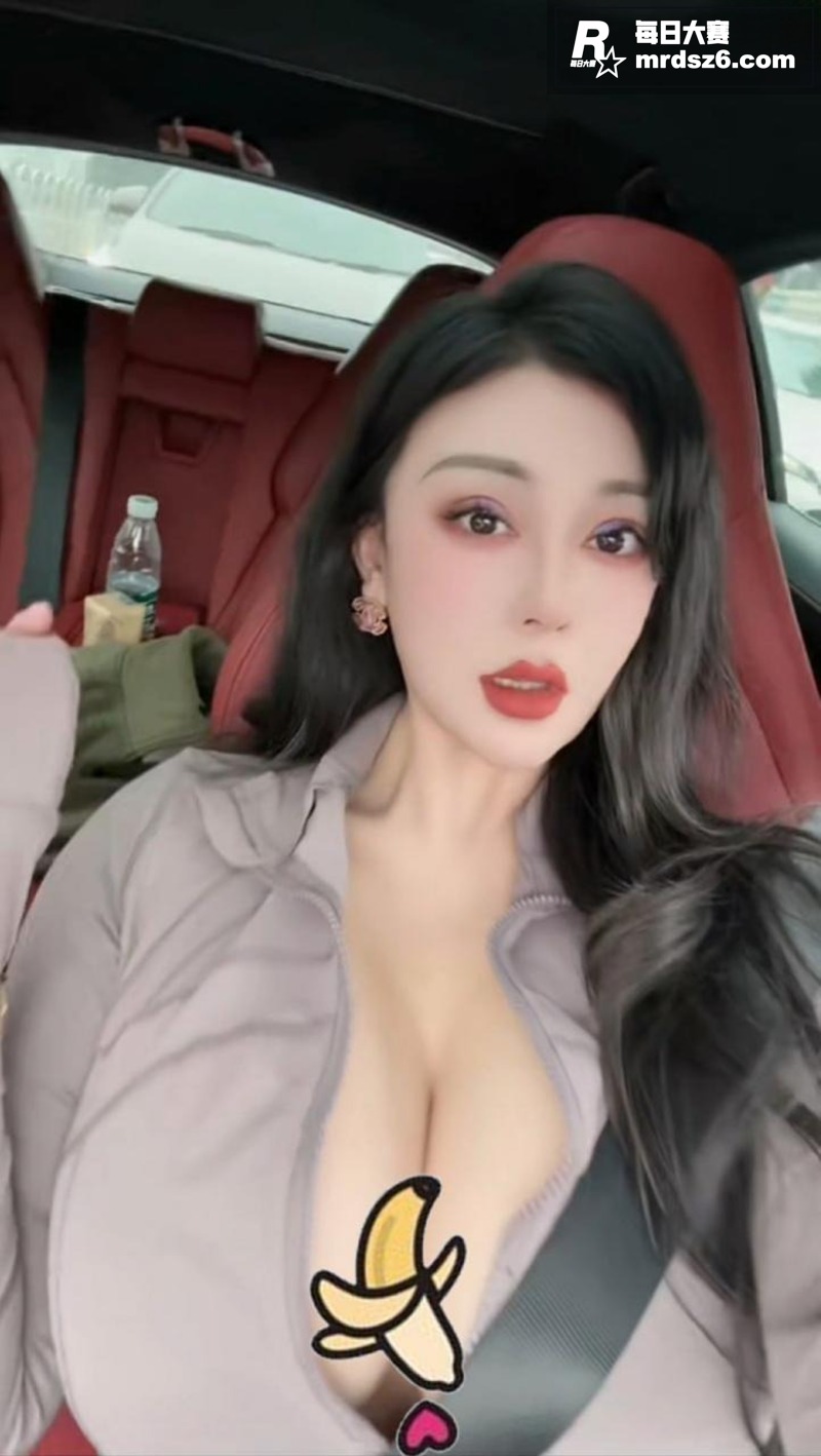 抖音百万粉丝网红 芷相关图片2