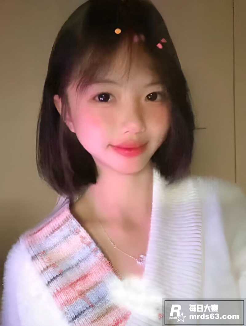 抖音热瓜副班长 吴柳相关图片4
