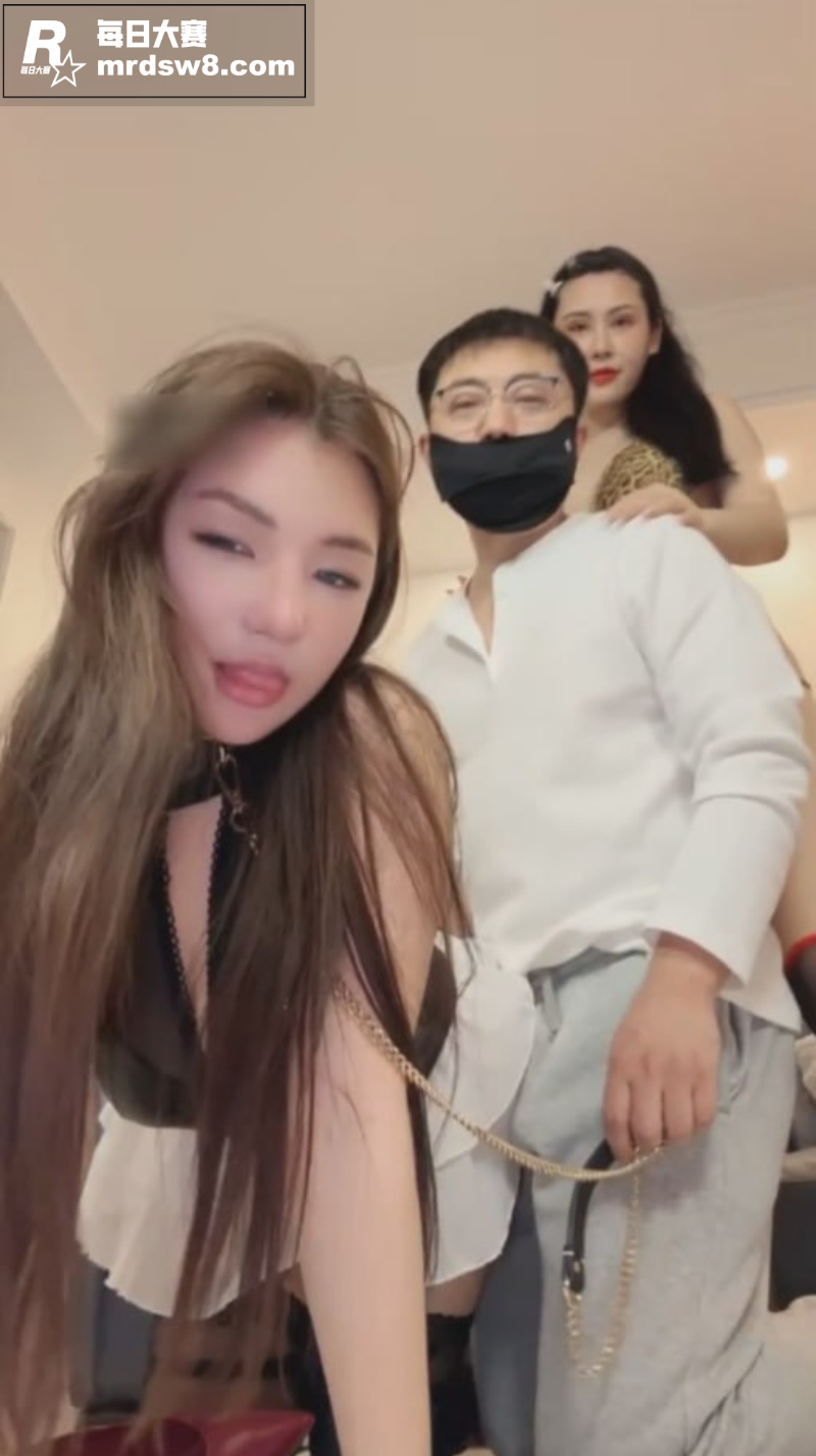 极品淫荡女秘书把母狗相关图片2