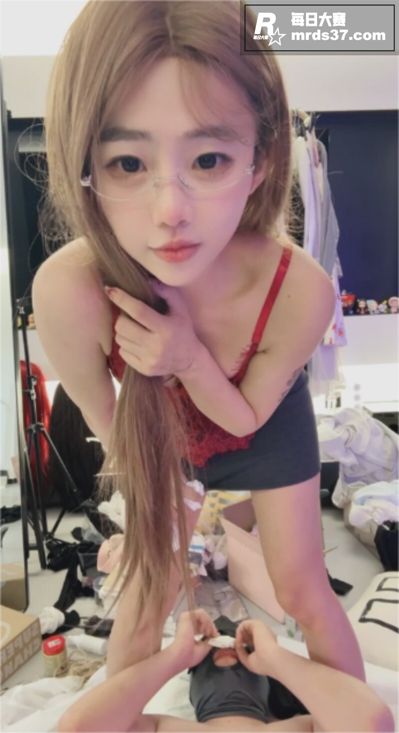 玩物社交套路直播御姐相关图片6
