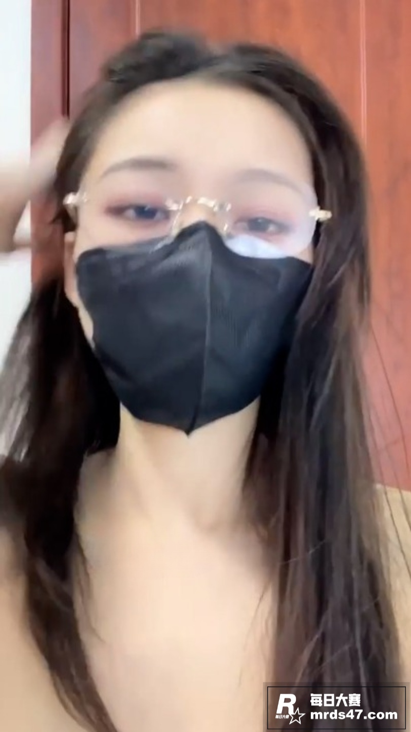 福利姬高颜值女神 桃相关图片6