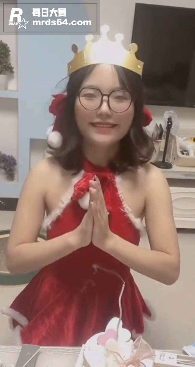 快手微胖小萝莉 周周相关图片8