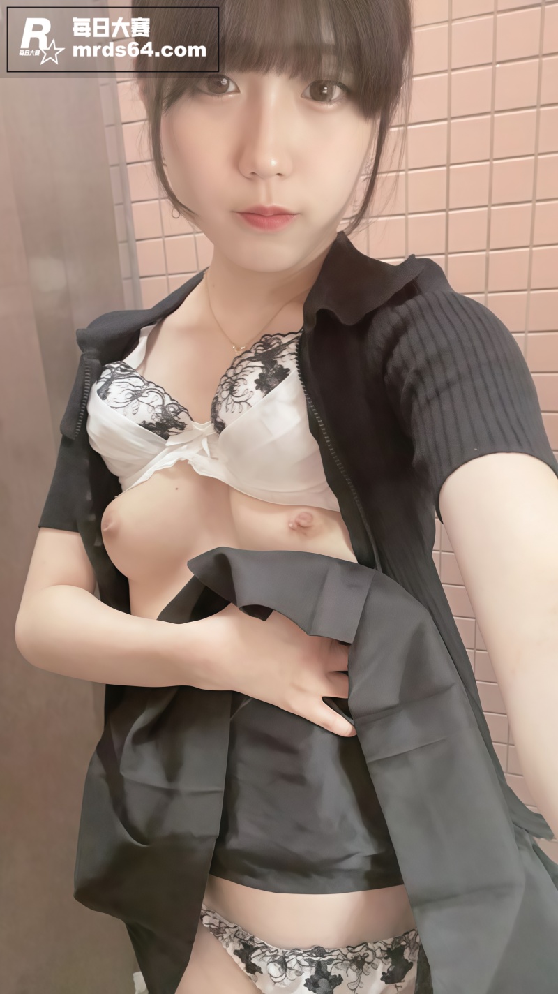 日本高颜值反差少女 相关图片6