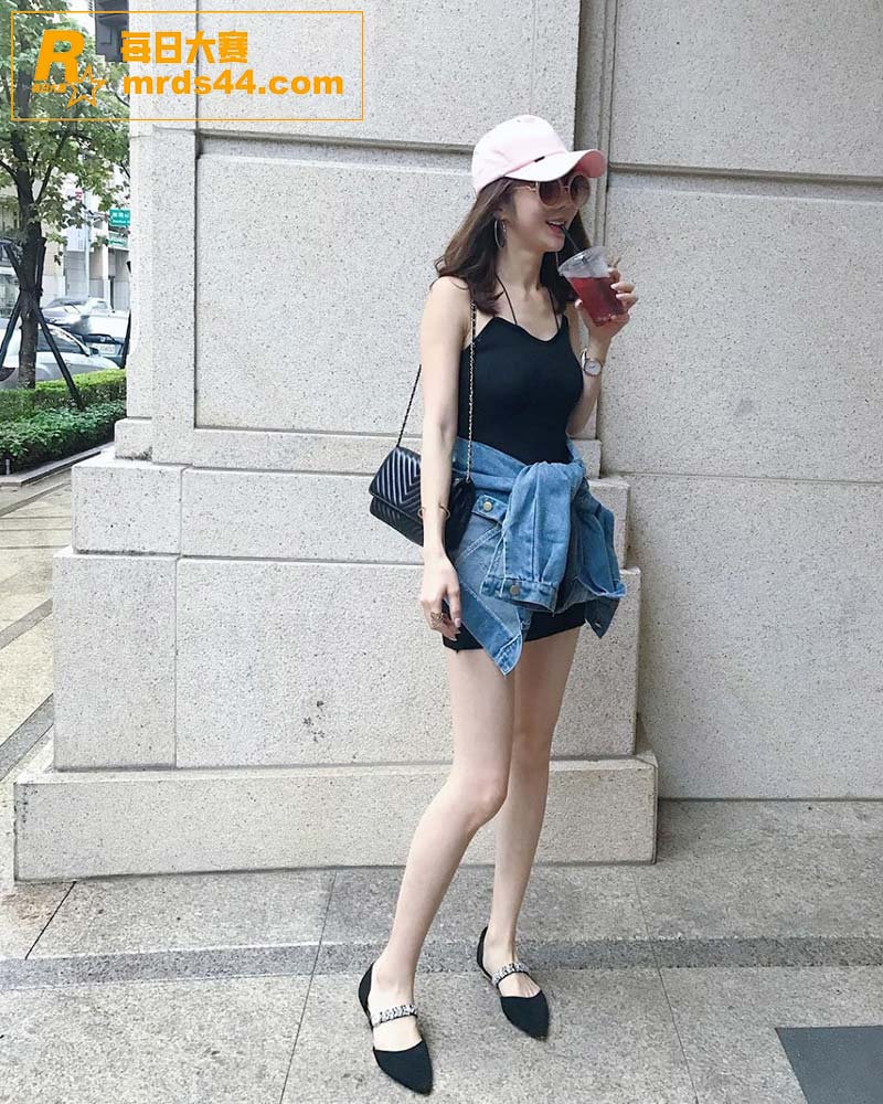 高颜值极品人妻 Qb相关图片27