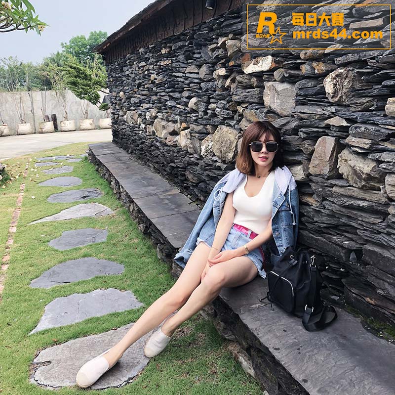 高颜值极品人妻 Qb相关图片28