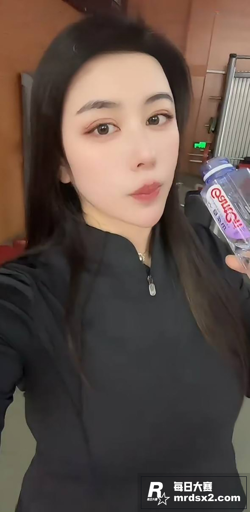 快手极品御姐 佳美美相关图片2