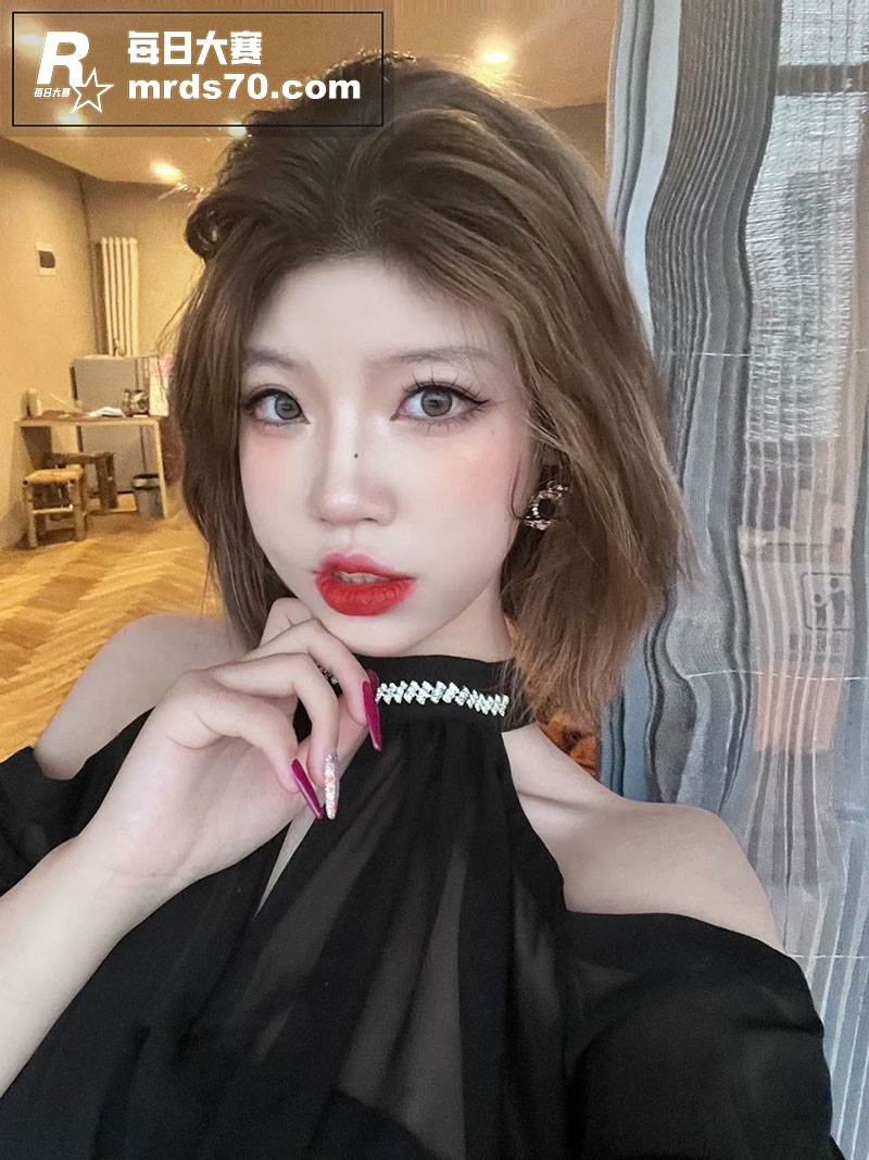 推特高颜值嫩妹 钰子相关图片5