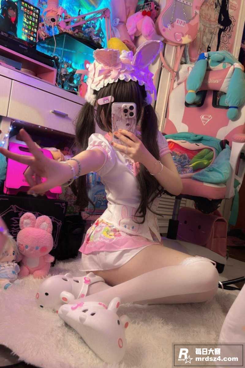 推特萝莉福利姬 钙片相关图片3