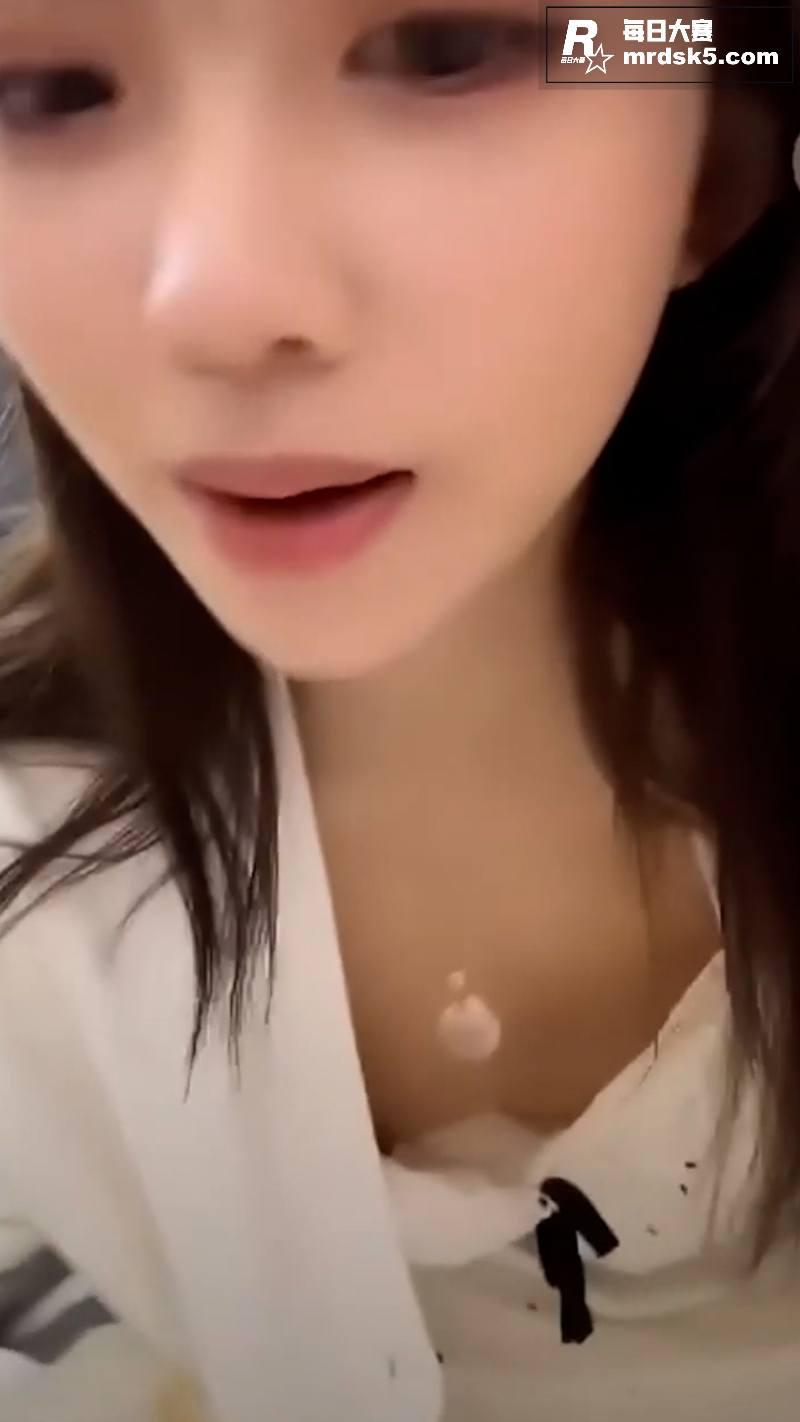 抖音快手烧姬网红走光相关图片5