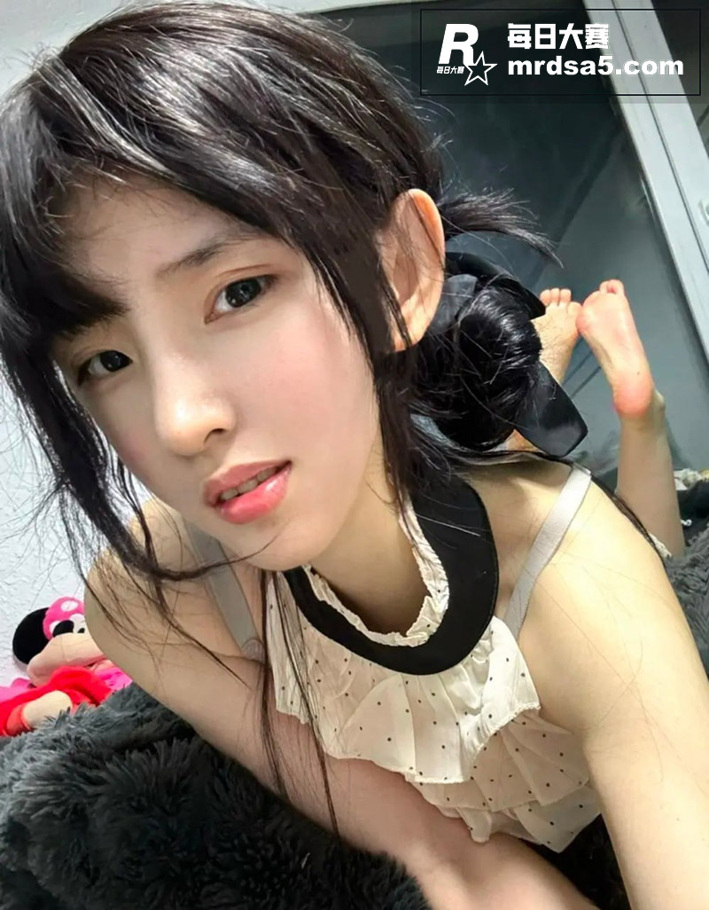 微博高颜值网红 张人相关图片16