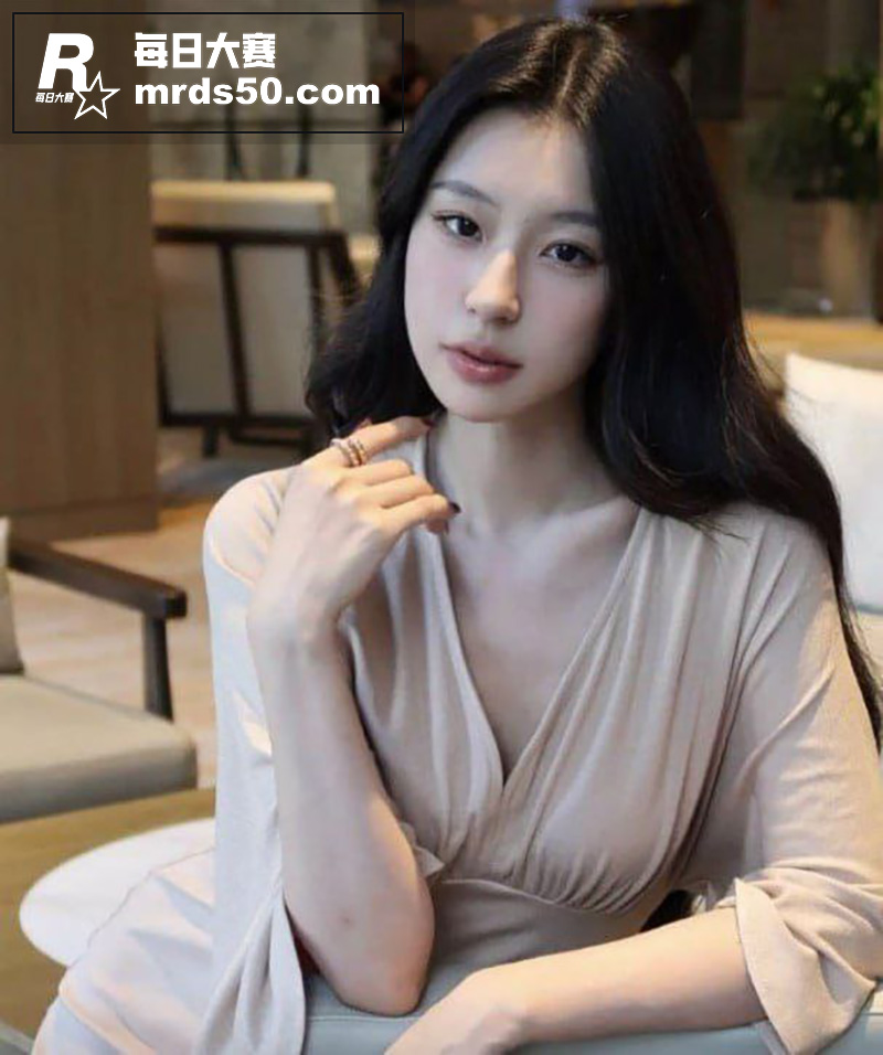 抖音高颜值网红 木子相关图片1